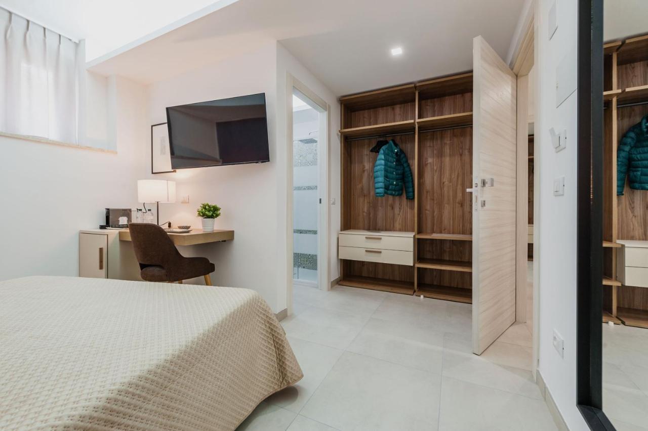 סירקוזה Archimede'S Rooms מראה חיצוני תמונה
